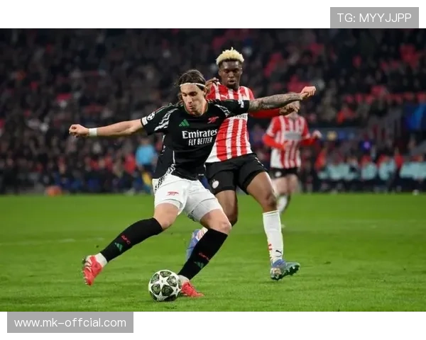 替补奇兵！马杜埃凯接卡拉菲奥里助攻再度领先