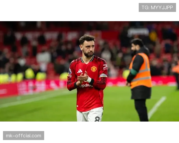 老特拉福德之夜：奥卡福双响后跪地庆祝，利兹联终结45年魔咒